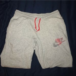 Nike women’s sweatpants (to ankle)